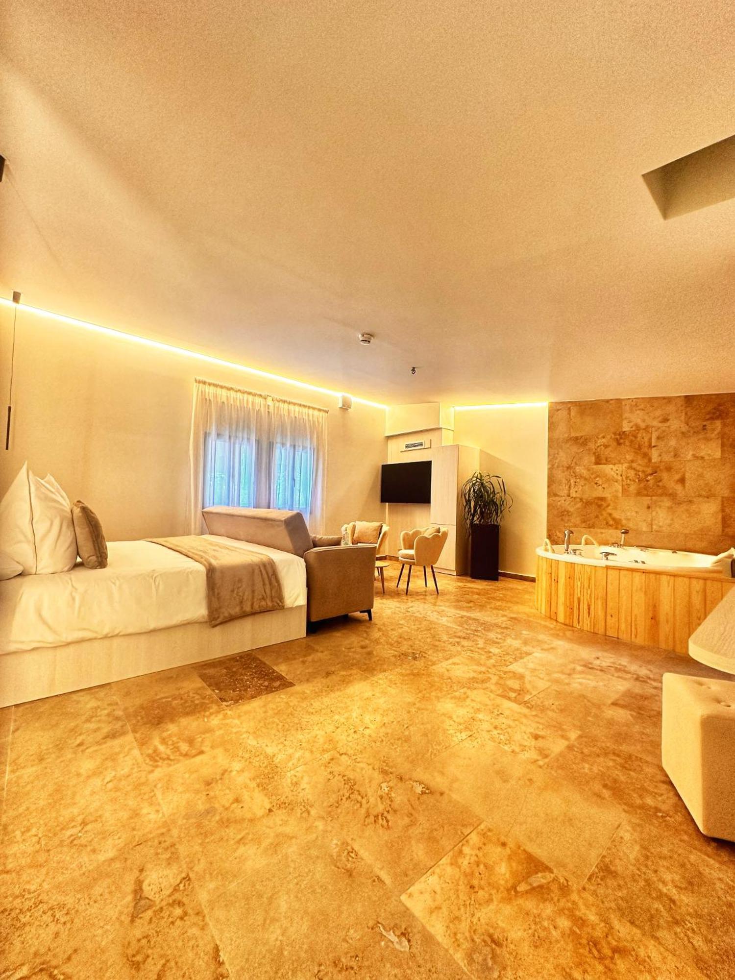 Boutique Hotel Comtal Empuries Roses Kültér fotó